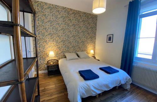 Maison de Charme - 4 Chambres - Courette & Parking Gratuit - Foto 55