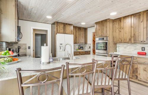 Lake of the Ozarks Haven with Decks, Dock and Kayaks! - Foto 10