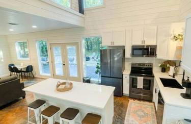 the RISER - BRAND NEW Modern Cabin in Broken Bow - Foto 24