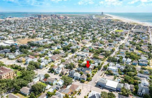 Coral Cottage - Enjoy the Posh Life! Heated Pool, Spa, Fireplace! - Foto 36