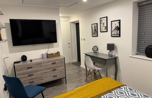 Cosy garage conversion - Photo 9