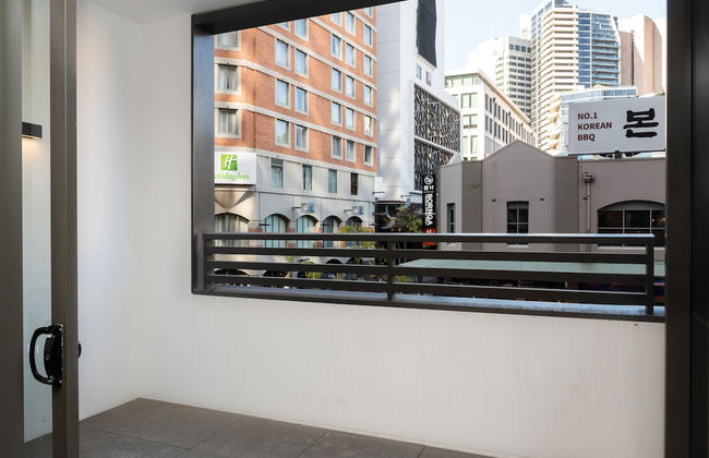 Modern Apartment in Darling Harbour - Photo 8
