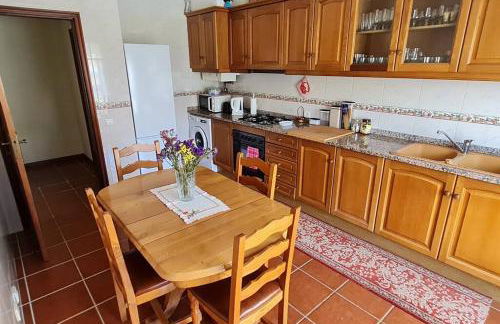 Lovely Modern Duplex 3 Bedroom Flat in Quiet Area - Foto 7