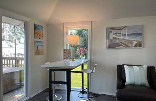 Waterfront Home with Private Beach, Stunning Views - Foto 32