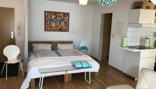 Studio Ochsenfurt mit sonnigem Balkon - Foto 4