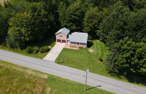 14mi to Mt. Snow! Arcade, Private Suite, King Bed! - Foto 2