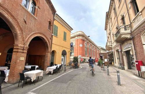 BELLAVISTA , Bright and Stylish Two Bedroom Apartment in the Historic Center - Photo 35