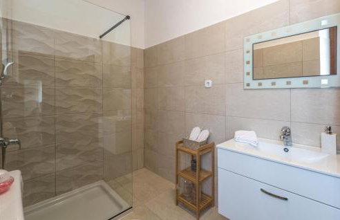 Lovely Home In Motovun With Sauna - Foto 38