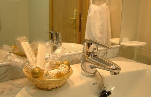 Aparthotel Encasa - Foto 9