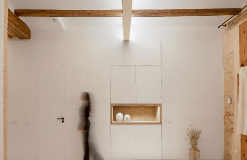 Design house with swimming pool near the sea - Photo 6