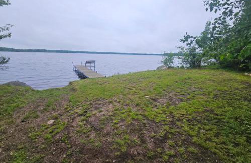 Lake Willow Lakefront House! Northwoods Retreat! - Foto 24