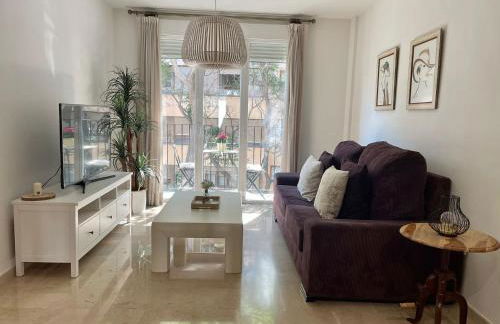 Majestic Flats - Photo 6