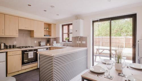 Modern and Stylish Home away from Home - Foto 3