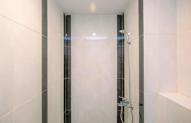 Comfy Design Studio at Grand Kamala Lagoon Apartment - Photo 10