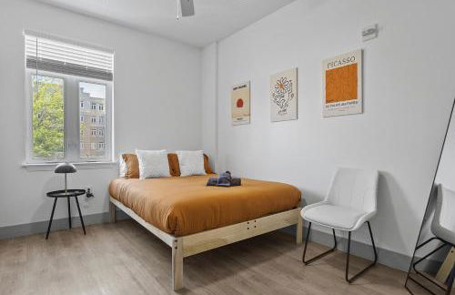 Cozy Urban Getaway - Free Parking, Gym, Stadium - Foto 31