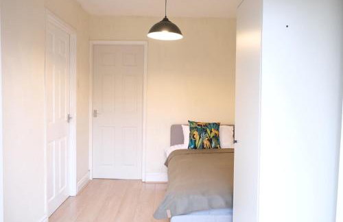 Bee Stays - Maliston House - Foto 12