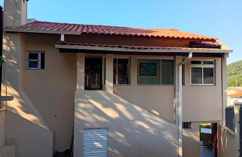 Casa 4 Quartos garagem 3 carros, churrasqueira e ar condicionado, - Foto 13