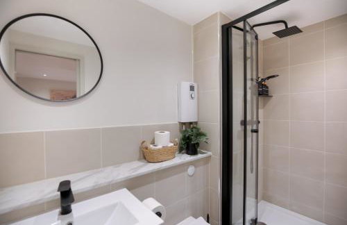 Lindenstone Stylish & Comfortable Stays in the Heart of Maidstone - Foto 53