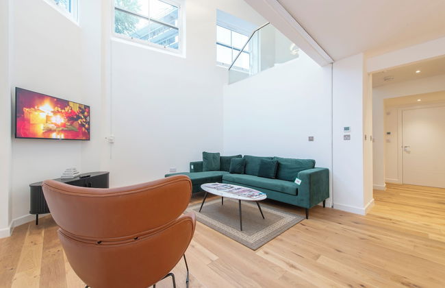 Exquisite 3BR Duplex Apartment, Air-con& Amenities - Foto 24