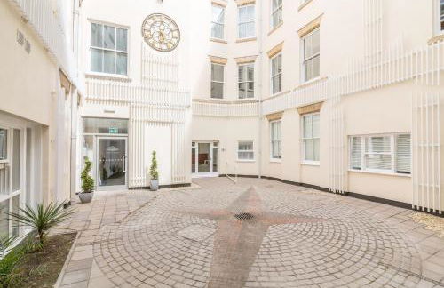 Houndsgate Court, Nottingham - Photo 2