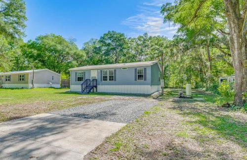 7 Mi to Crystal River Home with Yard and Fire Pit! - Foto 24