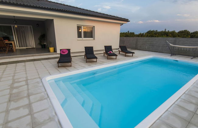 Beautiful Villa With Private Swimming Pool - Foto 25
