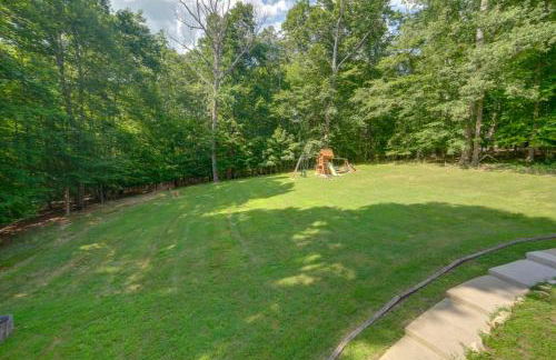 Spacious and Serene Lake Ridge Retreat with Game Room! - Foto 34