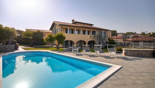 Villa Ardea - Foto 1