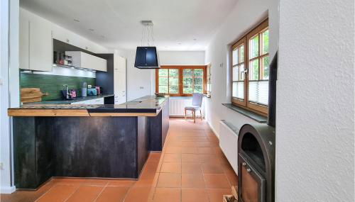 2 Bedroom Awesome Apartment In Kremmen - Foto 4