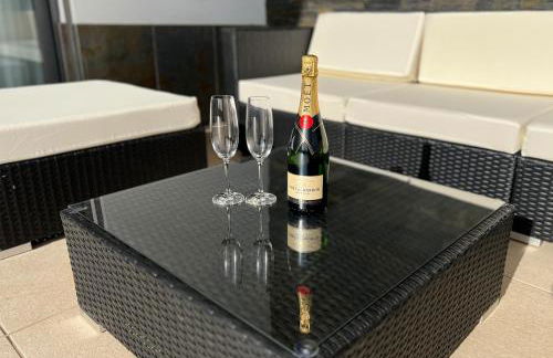 Luxury Modern Style Villa with Private Pool - Foto 7