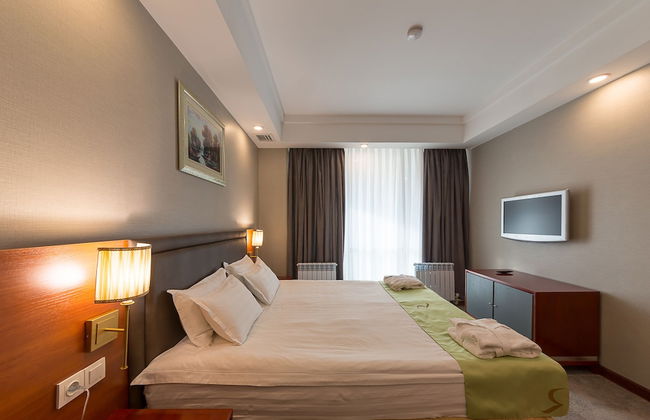 Renion Residence Hotel - Photo 10