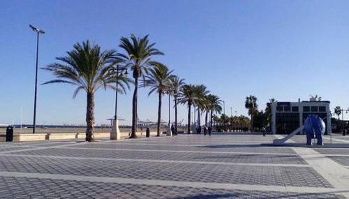 Holiday Apartments Malvarrosa Beach - Photo 4