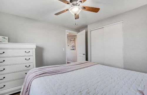 Family Friendly Getaway-4BR-Playset-Trampoline - Foto 22