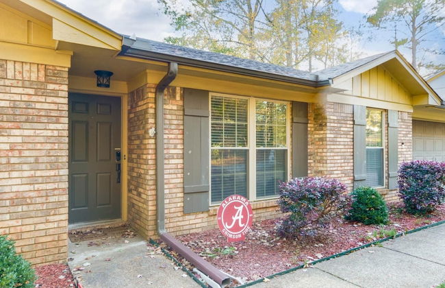 Gorgeous Alabama Home 4 Miles to Stadium Sleeps 8 - Foto 59