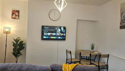 OG Stays VIII- Free Wifi, Free Parking, Family & Contractor - Foto 3