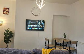 OG Stays VIII- Free Wifi, Free Parking, Family & Contractor - Foto 3