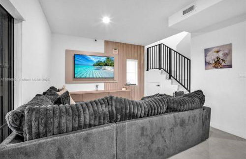 Damari Soto - Foto 20