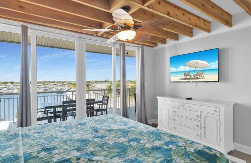 St Thomas - Waterfront Penthouse sleeps 16 w Pool & Boat Dock - Foto 14