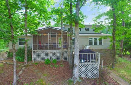 Rocking W - Screened In Porch And Lakeside Fire Pit! - Foto 16