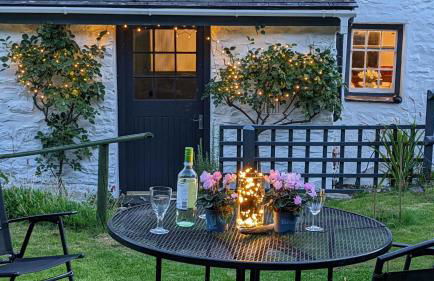 Yr Hal Llangrannog - Photo 12