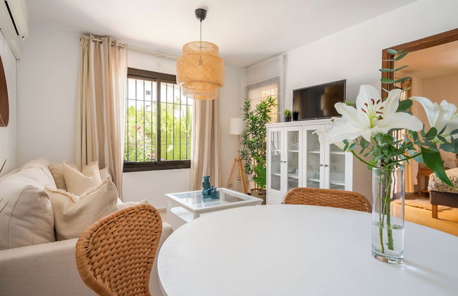 La Casa Bonita - Modern 2BR Apt with Private Terrace. Pool Views - Foto 14