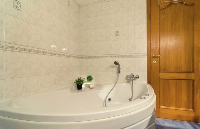 Scenic Retreat in Gimnee - Photo 24