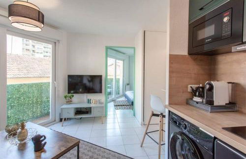 L44 1BDR Flat 10mins walk to port/Balcon, Parking, AC - Foto 13