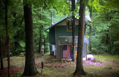 Rustic Off-Grid Cabin Getaway near Wayne National Forest, Ohio - Foto 25
