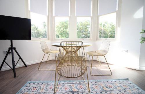 Large City Centre 3 Bed Flat with Parking - Foto 23