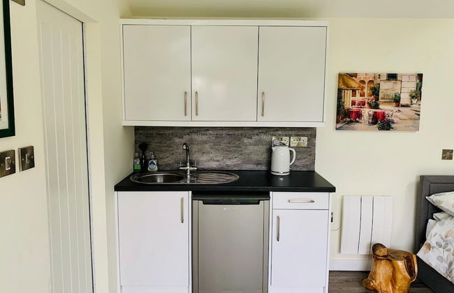 Modern Detached Bungalow - Photo 9