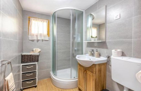 Lovely Home In Gospic With Sauna - Photo 37