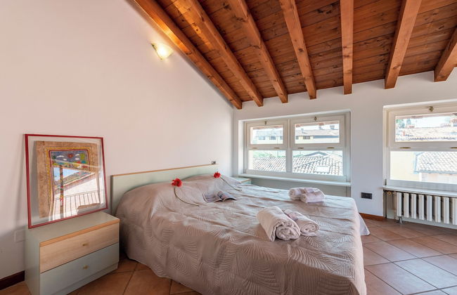 Bruno House Lakeview & Shared Pool - Photo 4