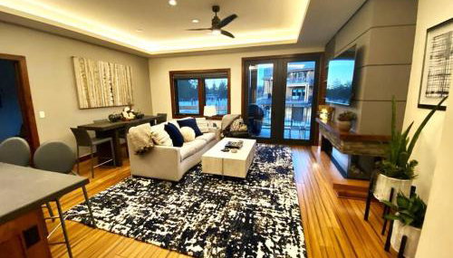 Ski In/Out - Zalanta - Great Location- 2 Hot Tubs - Heated Pool - Photo 4