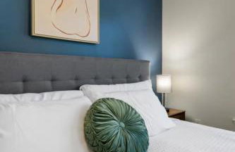 3BEDS, Resort, Pool, near UT 5mins to Downtown - Foto 8